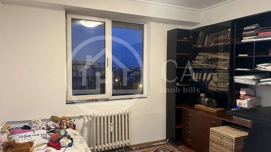 Apartament cu 3 camere de vanzare in zona Cantemir Oradea - Poză 6