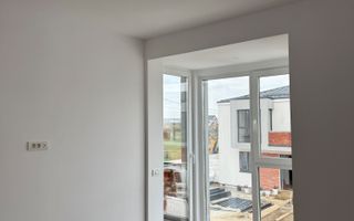 Vilă de închiriat în Tunari – 4 camere | curte proprie | disponibilă imediat - Poză 25