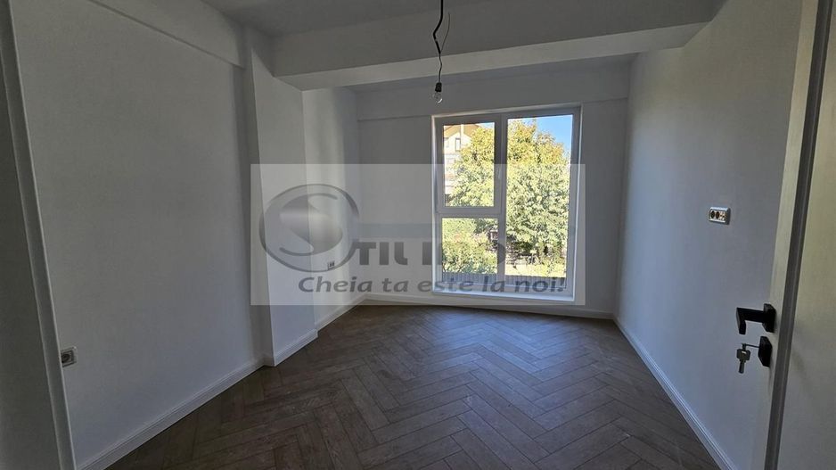 Apartament exclusivist dispus P+1E  - 82mp - Poză 9