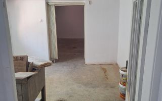 Spațiu comercial 50 mp de închiriat | Gruia | 3 încăperi - Poză 3