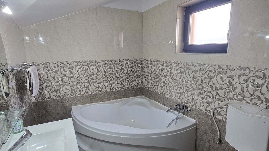 COMISION 0%, Casa Individuala, 6 Camere, 156 Mp, 550 Mp Teren, SACALAZ - Poză 11