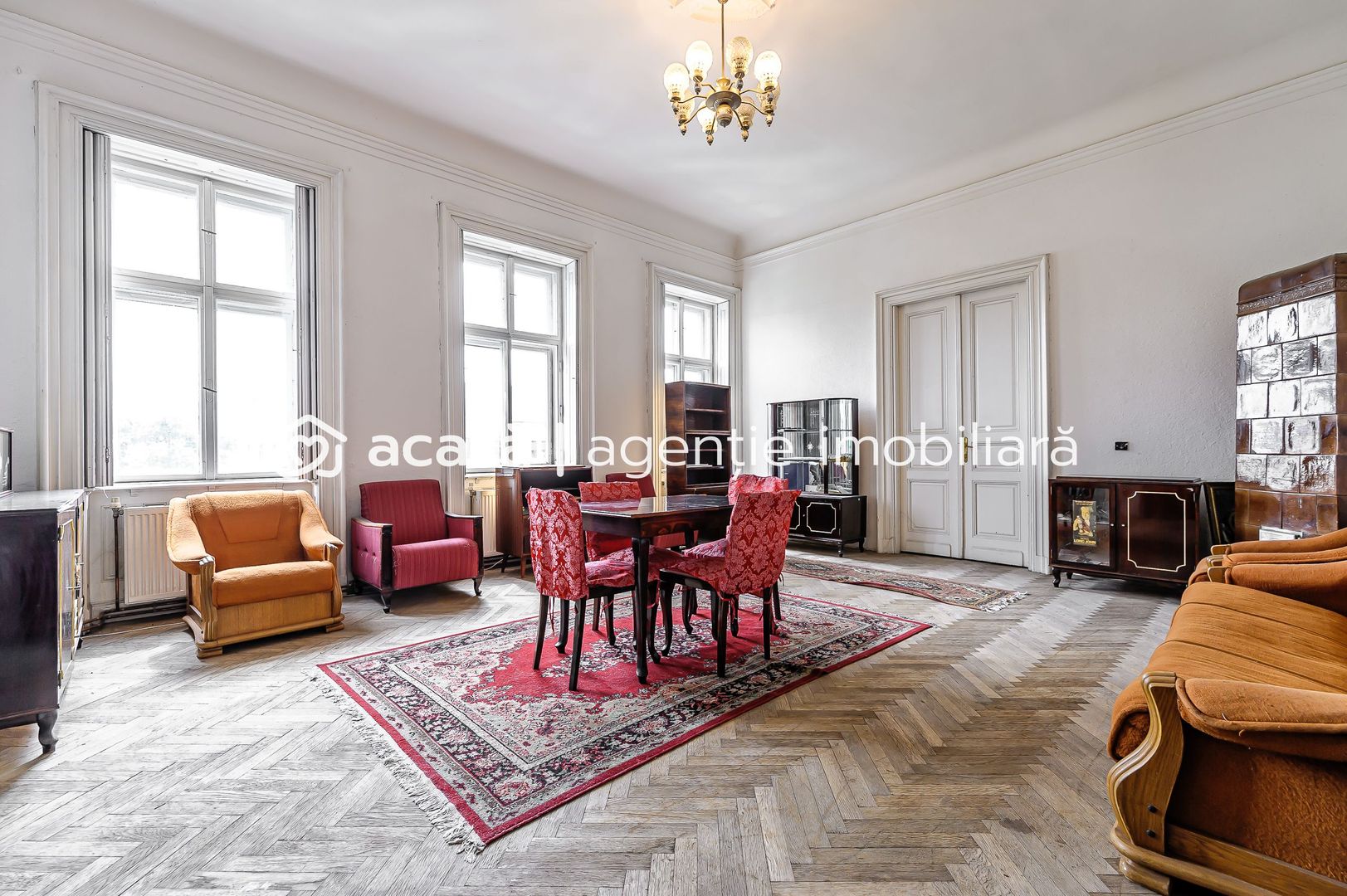 VÂNDUT! Apartament de 138 mp, Revoluției, Arad, - Poză 6