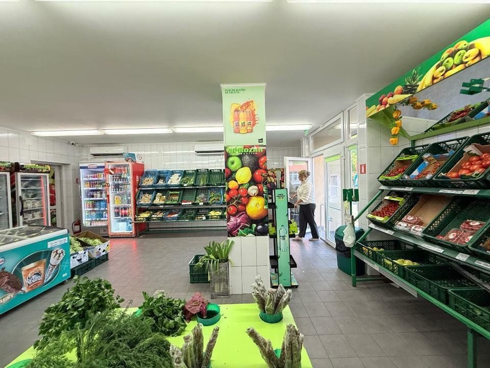 Spaţiu comercial de închiriat â€“ Central Otopeni, acces direct din DN1 - Poză 2