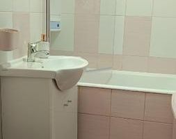 Vand apartament cu 2 cam. mobilat si  utilat - Poză 12