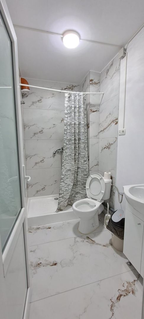 SABARENI, inchiriere vila: cazare, clinica, gradinita, after school - Poză 13