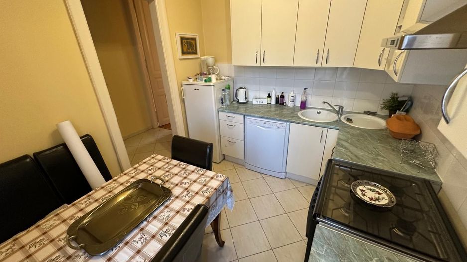 APARTAMENT DEOSEBIT IN ZONA CENTRALA - Poză 39