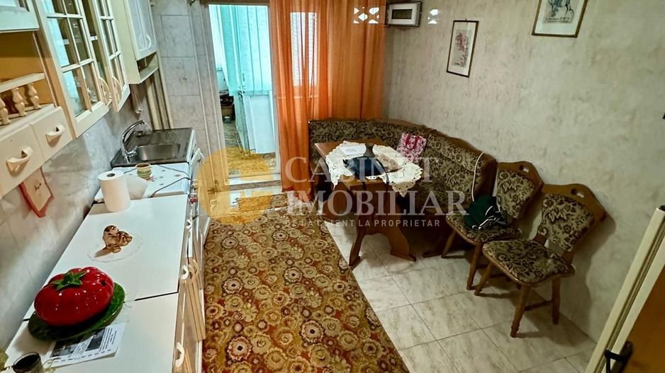 3 Camere Decomandat - Bloc din 1990 - Etaj 1 - Zona Alexandru - Poză 4