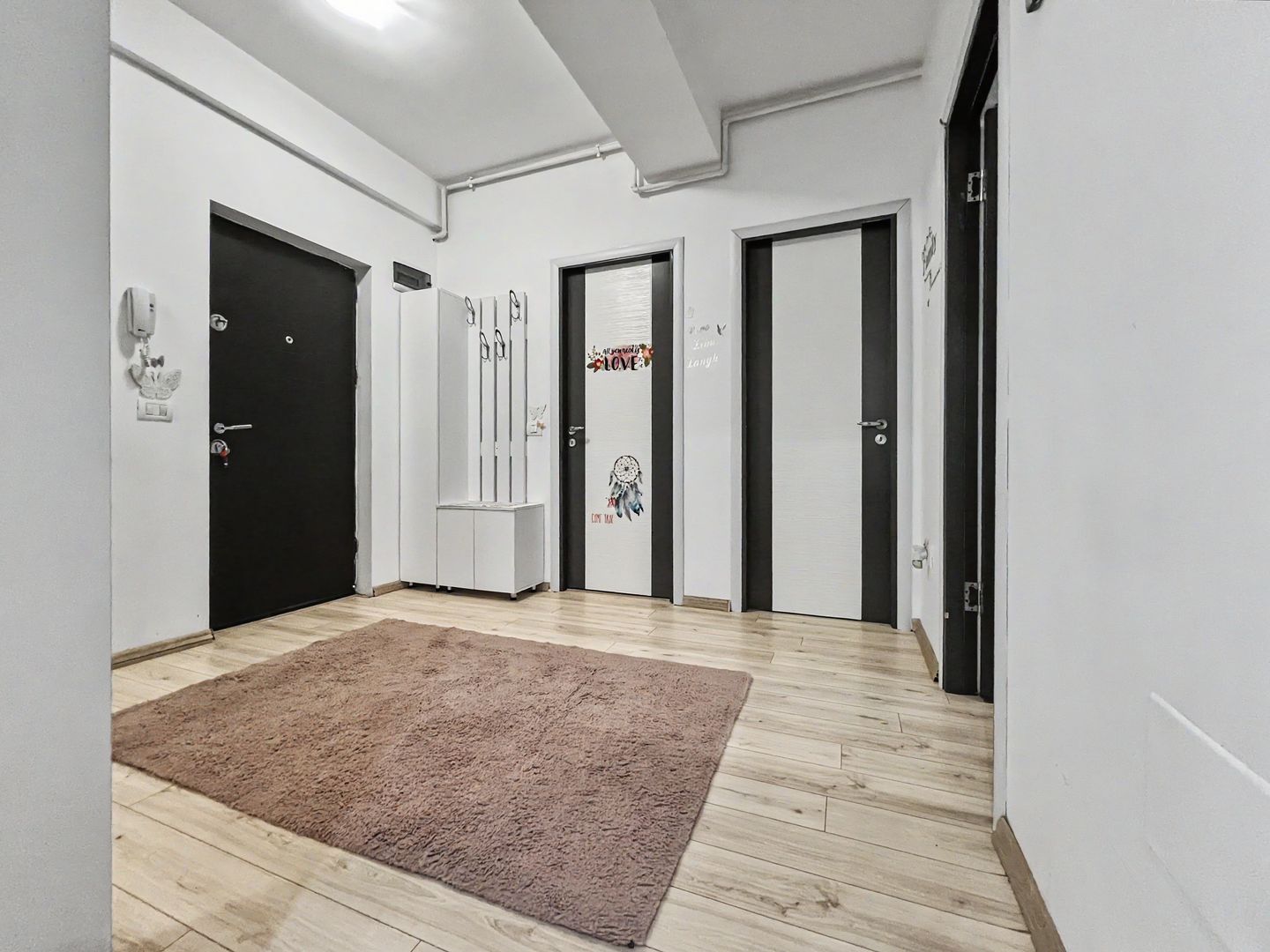 ENERGIA (COD 05) - Un apartament luminos, exact unde orașul se mișcă - Poză 15