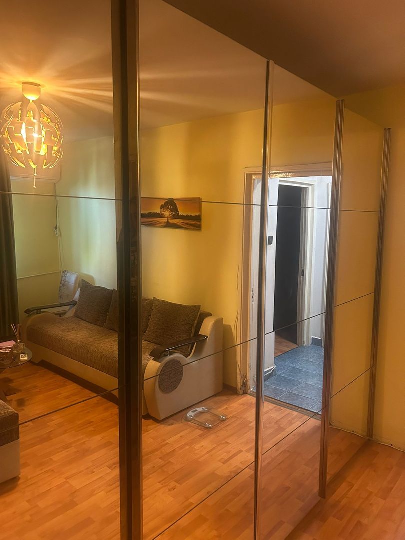 Apartament 2 camere, etaj 3, Trivale, la intrare in cartier - Poză 4