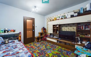 Apartament cu 2 camere decomandat zona Intim - Poză 4