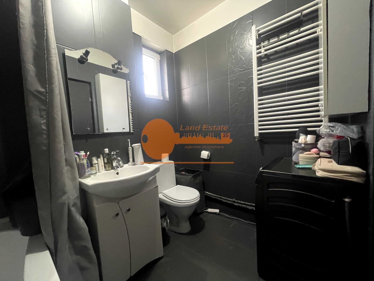 2 camere 1 Mai-Pod Constanta+ terasa 73 mp - Poză 5