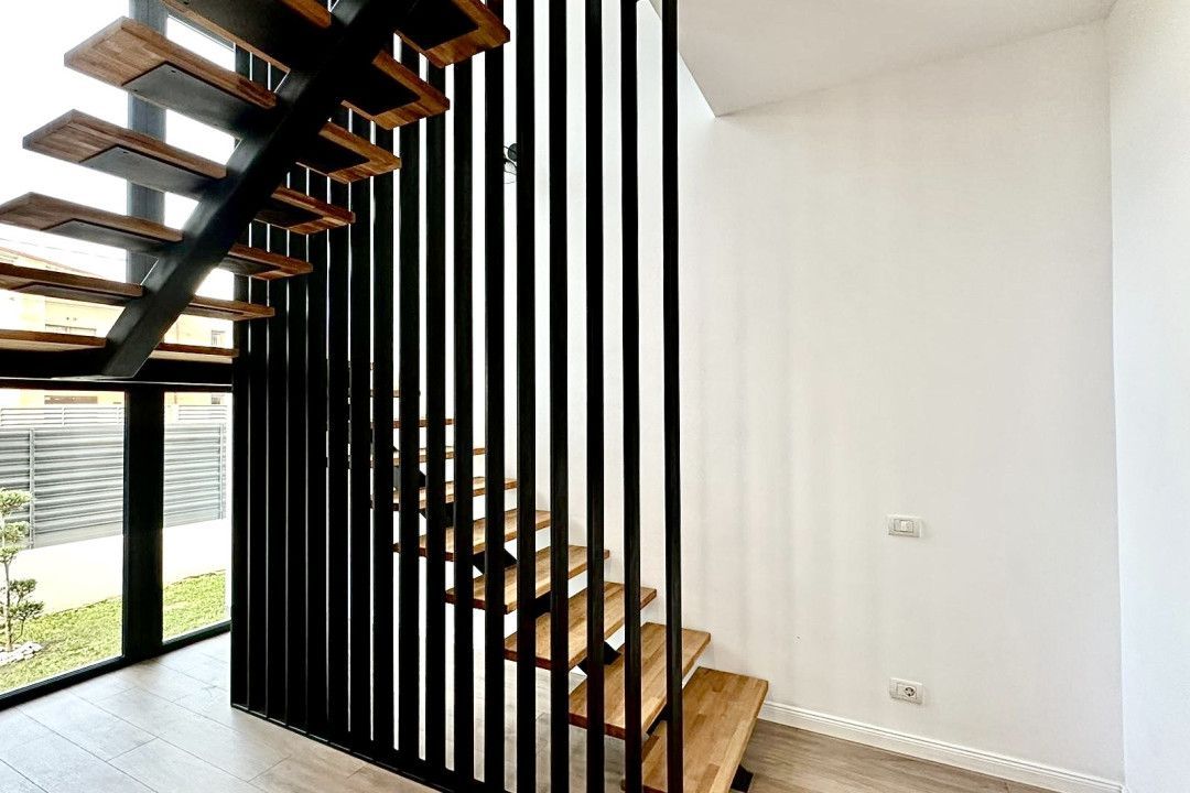 Vilă spațioasă. stil mediteranean, în Corbeanca, finisaje Premium - Poză 3