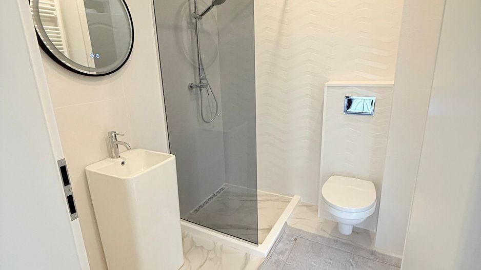 Casă P+1 Otopeni - prima închiriere - Poză 9