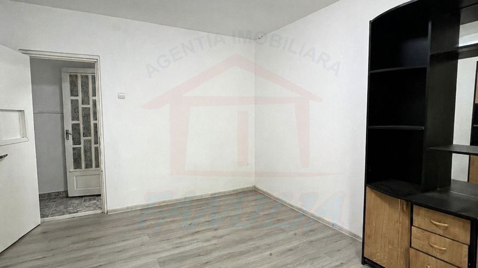 Garsonieră de închiriat – Micro 19, parter | Ideală pentru elevi - Poză 7
