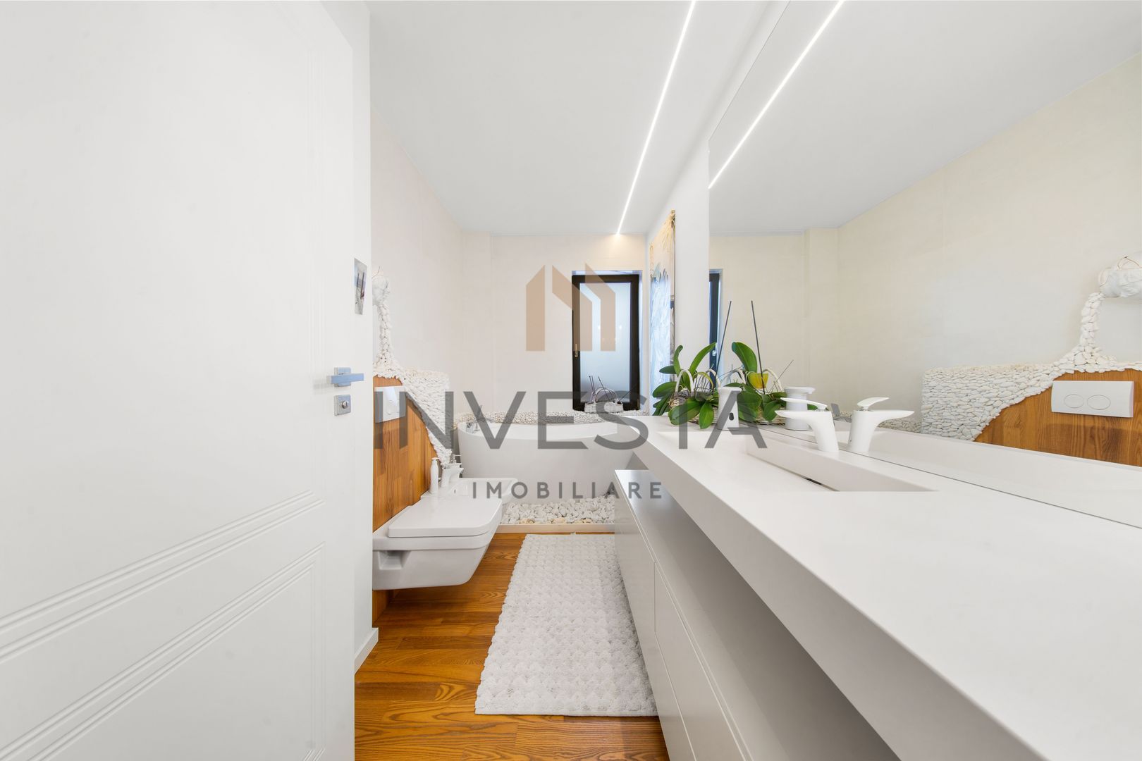 PENTHOUSE DE LUX, 180 MP UTILI + 250 MP TERASE, ACCES PRIVAT CU LIFT! - Poză 8