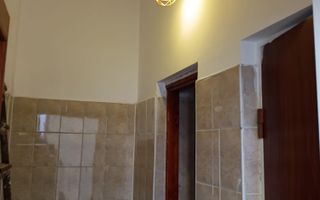 Vila  de inchiriat recent renovata - Poză 15