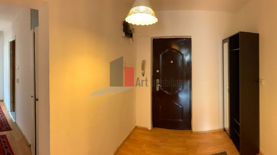 Apartament 2 cam.  stradal - Poză 1