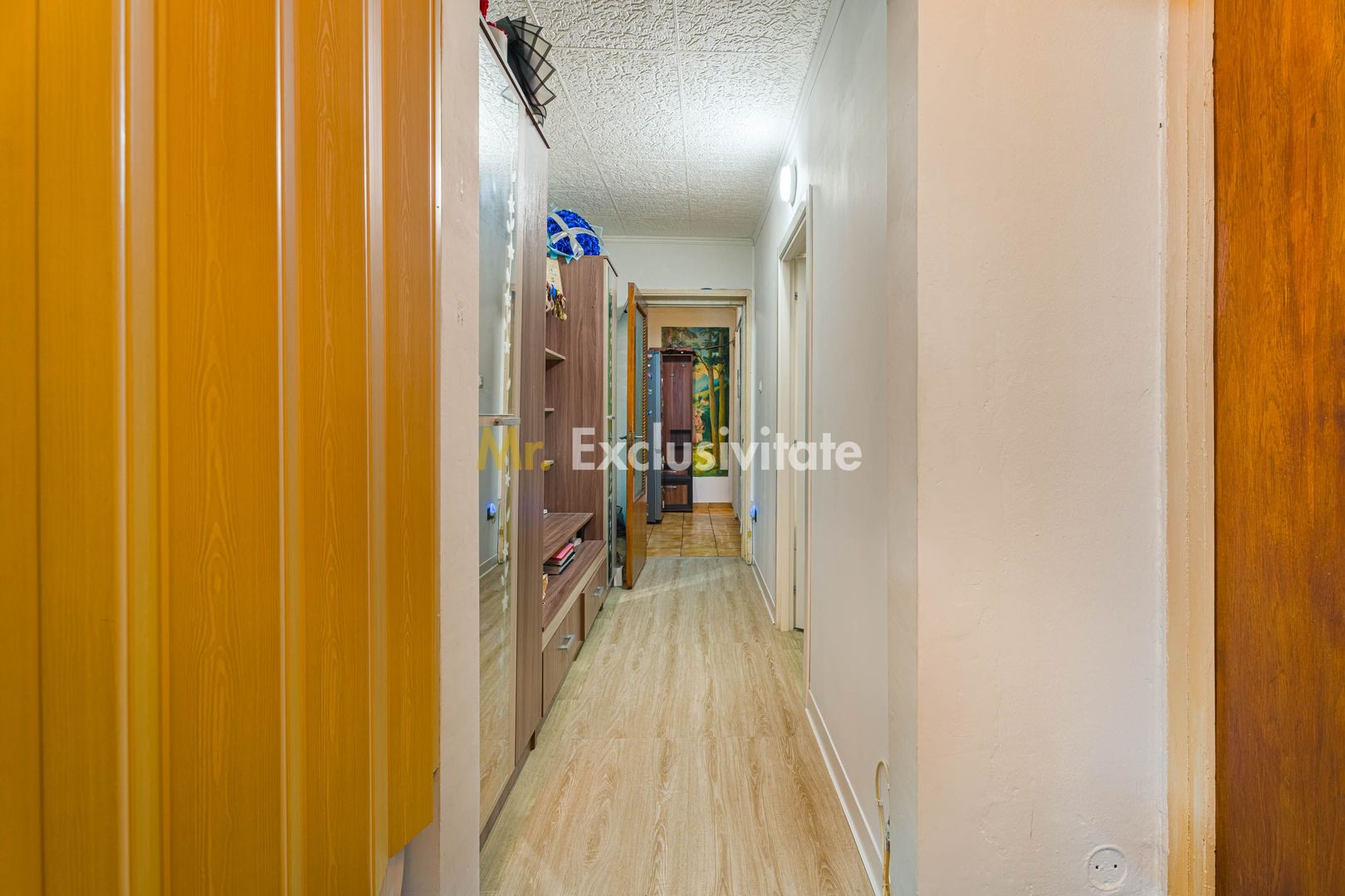 2 camere etaj 4 din 10 Piata Gorjului - Poză 3