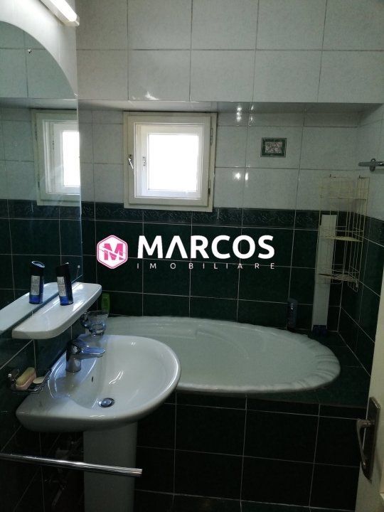 Apartamwnt 4 camere, et.8, Central, ID 491 - Poză 4