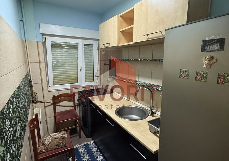 3 camere | mobilat si utilat | zona excelenta | boxa | investitie | - Poză 7