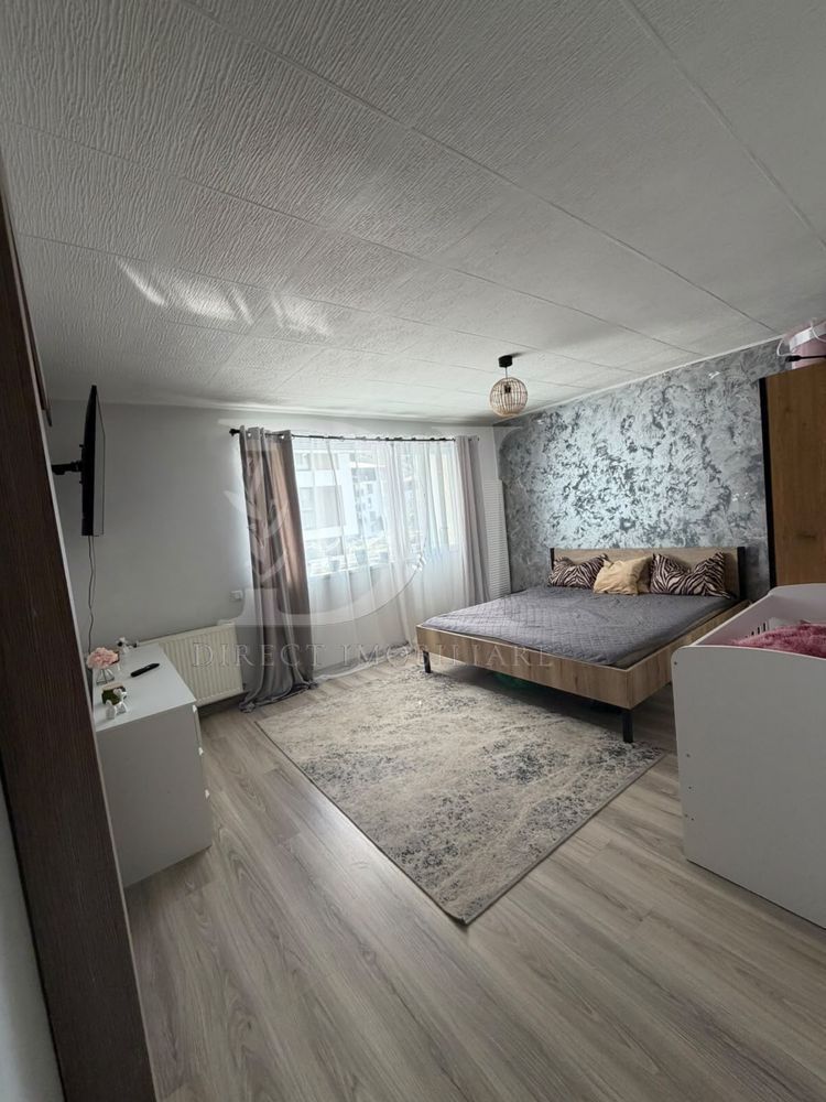 Apartament cu o camera / etaj intermediar / Zona Eroilor - Poză 1