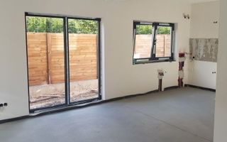 Casa de vanzare tip duplex in cartierul Europa,zona Bibescu - Poză 1