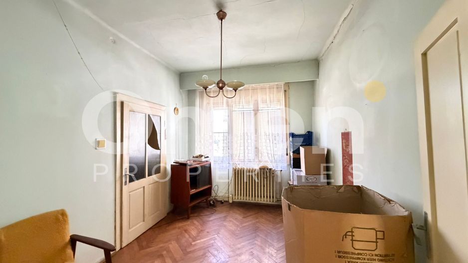 Casa de vanzare cu 446 mp teren si garaj, situata in zona centrala - Poză 8