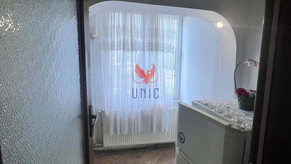 Garsoniera Valea Rosie , etaj 3/4 - Poză 7