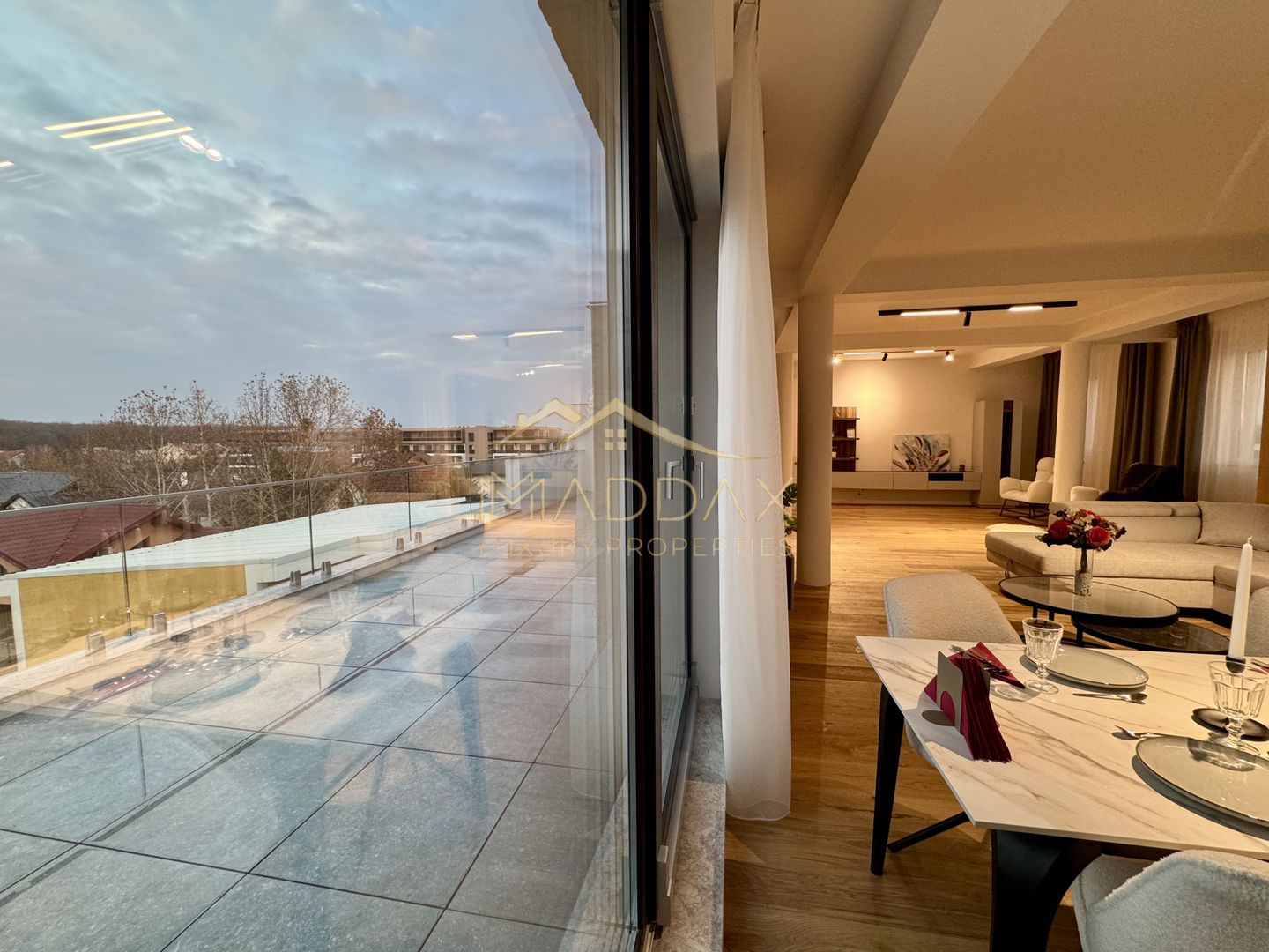 Duplex cu 4 Camere *211mp* / 2 parking / Erou Iancu Nicolae - Poză 8