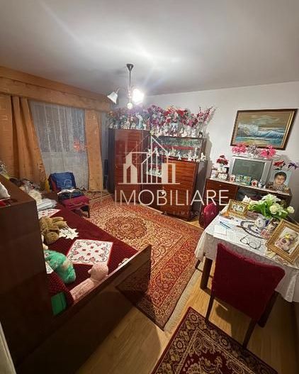 Apartament 2 camere decomandat Etaj 2 Zona Soarelui - Poză 1
