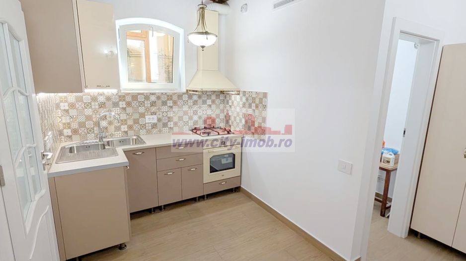 Inchiriere casa 5 camere,  Piața Victoriei,  Renovata 2025 - Poză 23
