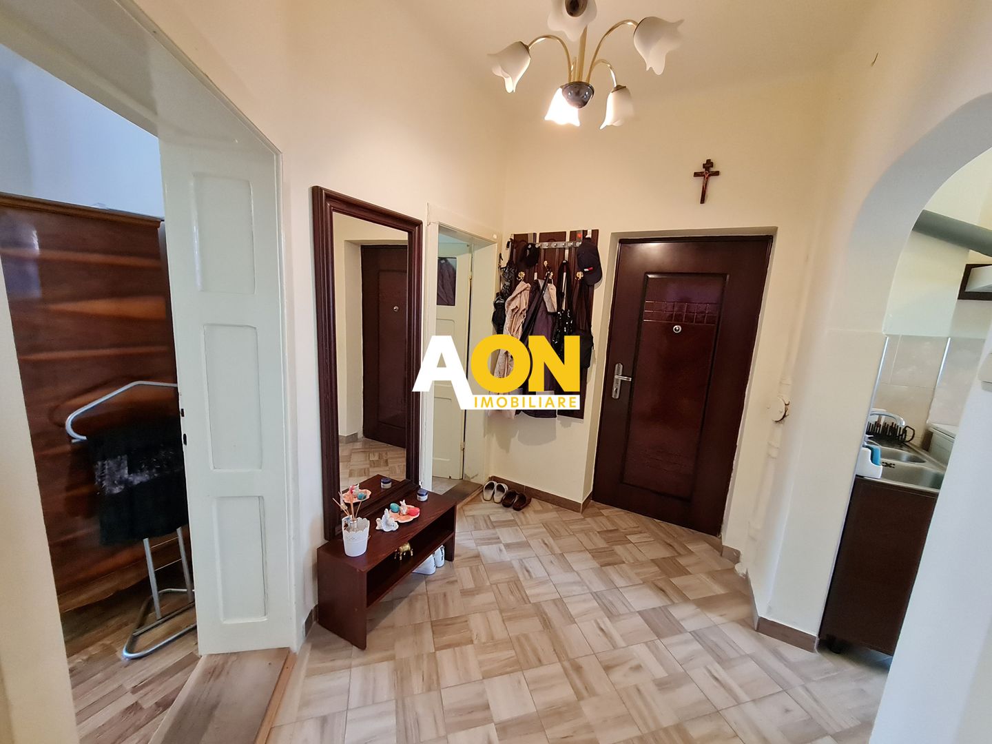 Apartament 2 Camere, 44mp, Decomandat, Zona Centru f Buna - Poză 3