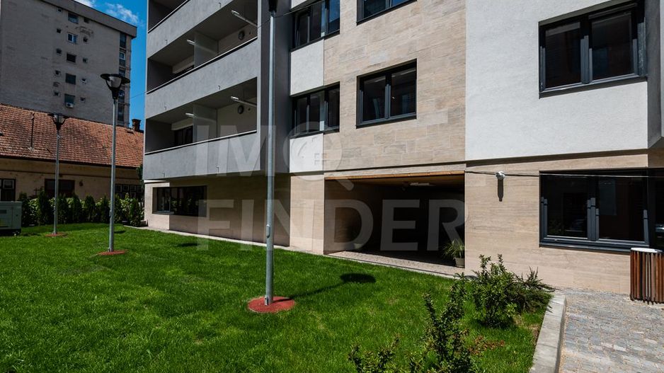 Spatiu de Birou zona Centrala - Poză 1