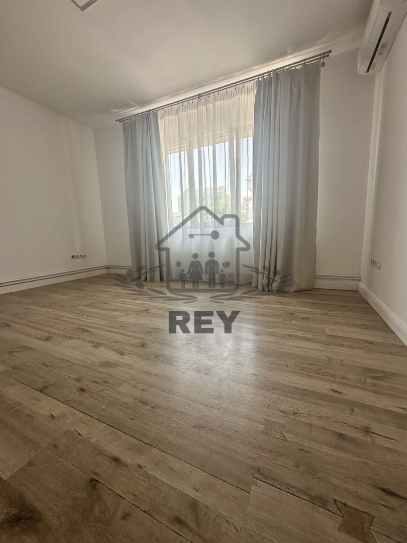 Imobil 3 niveluri, renovat, cu spațiu comercial si 2 ap.- Bd. Victoriei - Poză 18