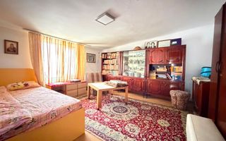 Apartament la casa - curte - pet friendly - Lazaret - Poză 6