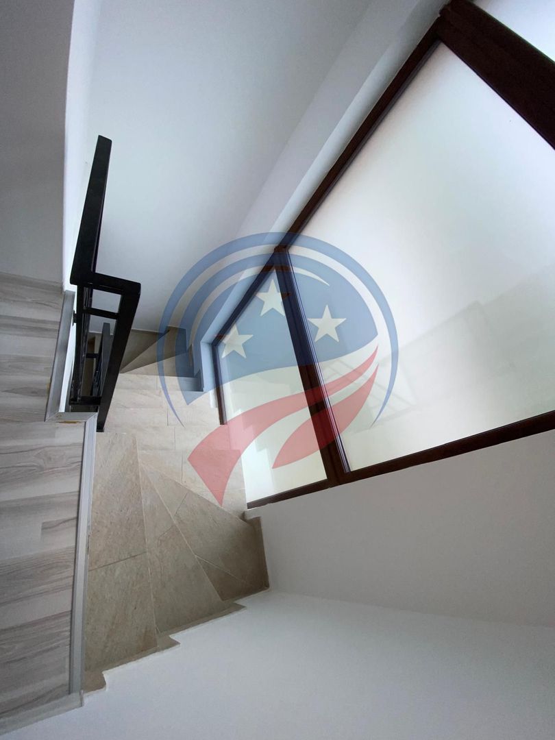 CASA FINALIZATA SI MOBILATA ZONA LAPUS - Poză 4