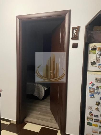 Vand apartament 2 camere mobilat+boxa - Poză 9