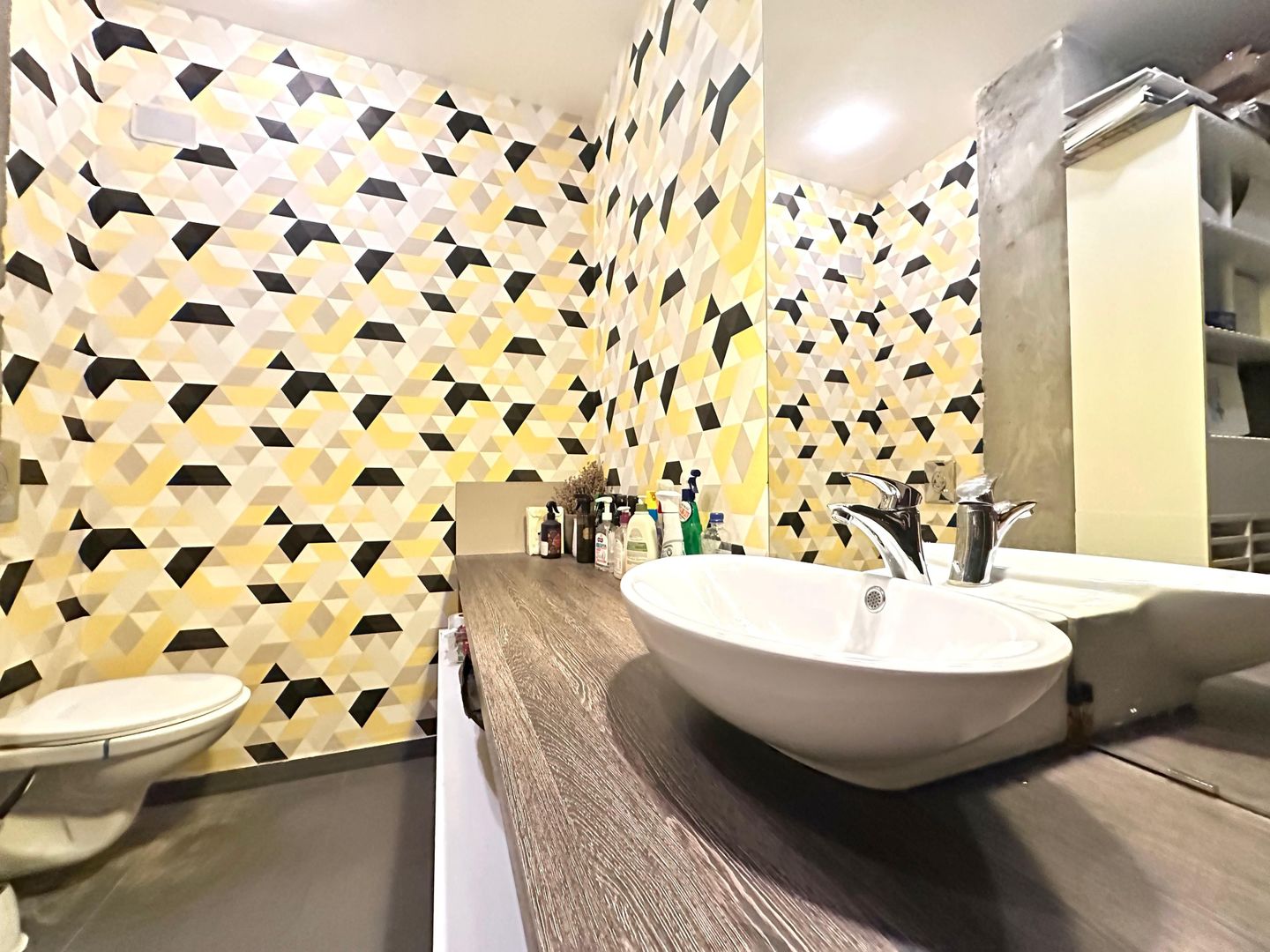 Spațiu comercial cu vitrină și boxă – Urban Residence - Poză 7