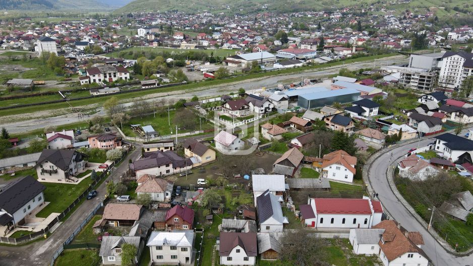 Casă în Gura Humorului, Ariniș | Refugiu în Stațiune Turistică - Poză 4