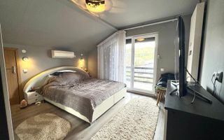 Casa superba de vanzare-piscina- eficienta energetic-Tautii Magheraus - Poză 8