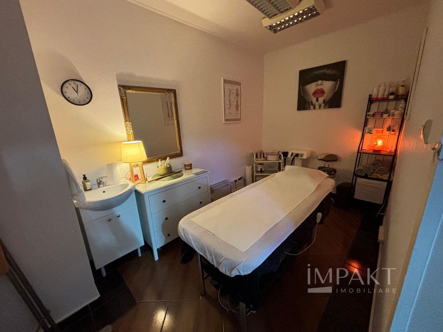 Dau in chirie spatiu comercial Cluj- salon infrumusetare - Poză 12