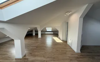 Apartament 3 camere | 150 MP | Balcon | La cheie | 2 Parcari - Poză 13