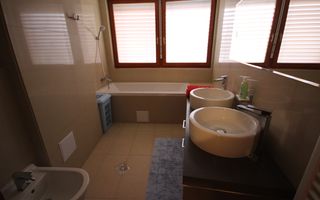 Casa pretabila birouri, camin de batrani - Poză 34