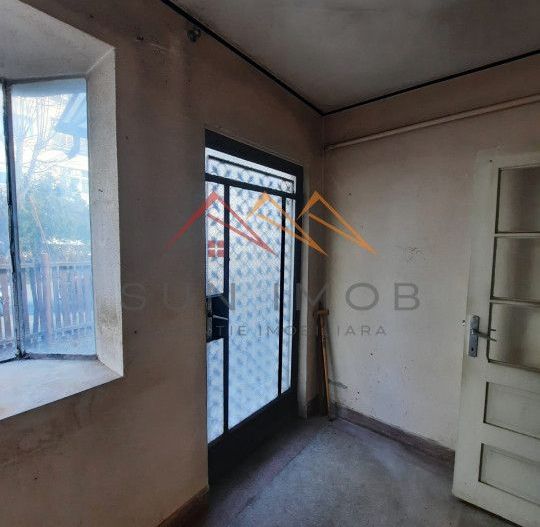 Casa 2 camere, central, 1962, teren 390 mp, Campina, Prahova - Poză 4