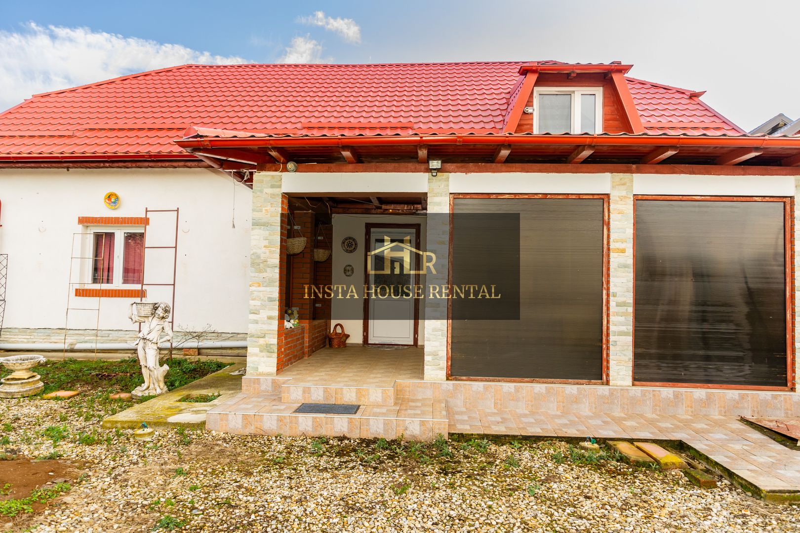 Casa cu teren 1000mp Ciolpani - Poză 1