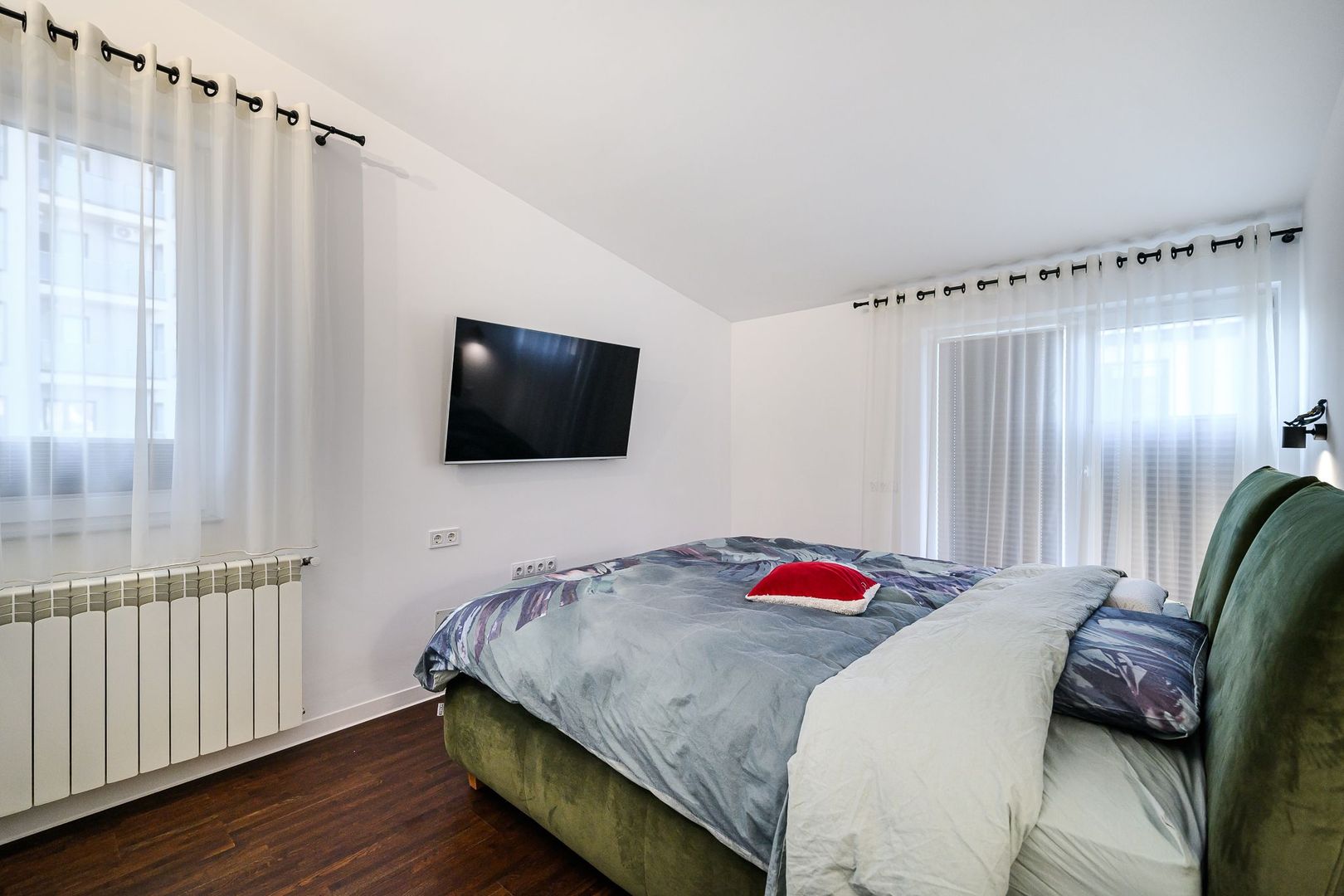 Duplex Superfinisat cu 2 Parcari Buna Ziua - Poză 4