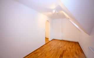 VANZARE MANSARDA 3 CAMERE ICOANEI- DUMBRAVA ROSIE | RENOVATA | 32 MP - Poză 3