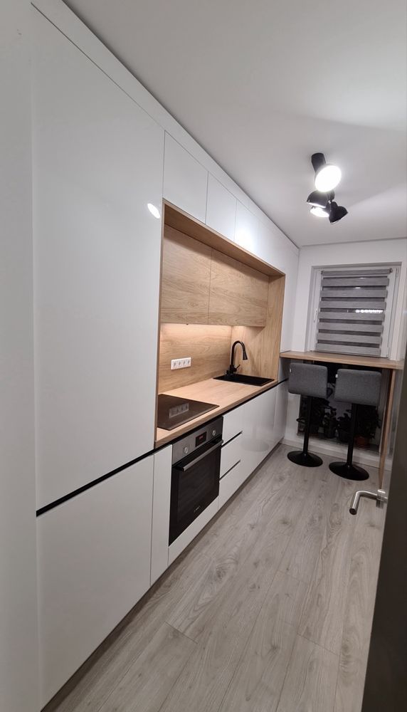 Apartament 2 camere Decomandat Hercesa - Poză 1