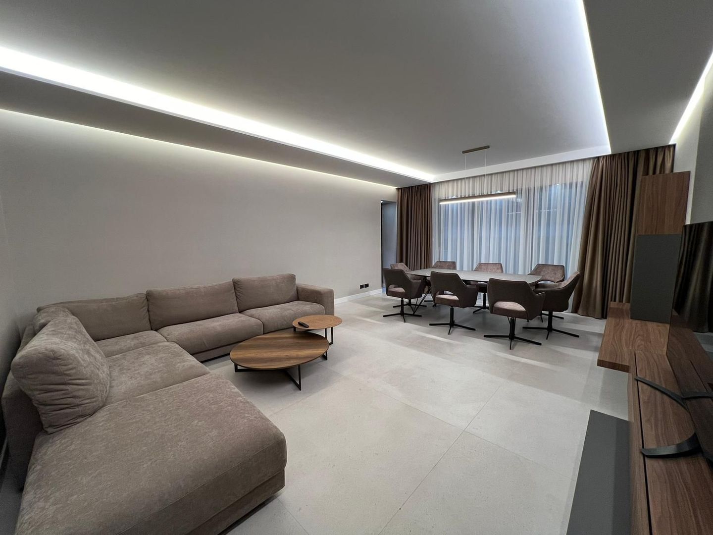 Inchiriere apartament 3 camere - Nordis Herastrau Residence - Poză 2