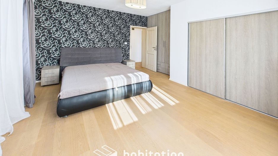 Casă individuală  în Dumbrăvița – liniște, spațiu și lumină naturală - Poză 13